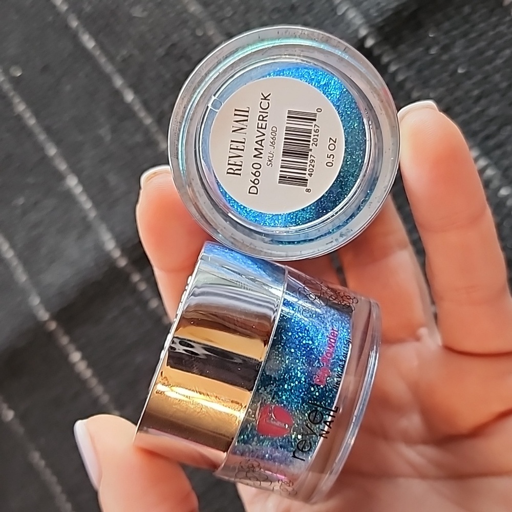 Revel Nail "Maverick" dip powder